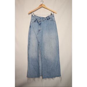 ZARA Asymmetrical Light Wash Denim Jeans